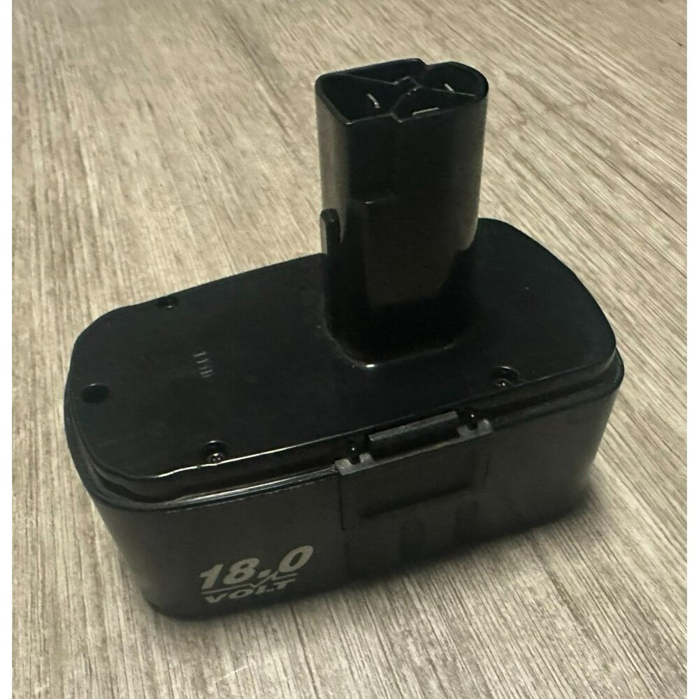 CRAFTSMAN 130260001 18 V. BATTERY OEM great Condition